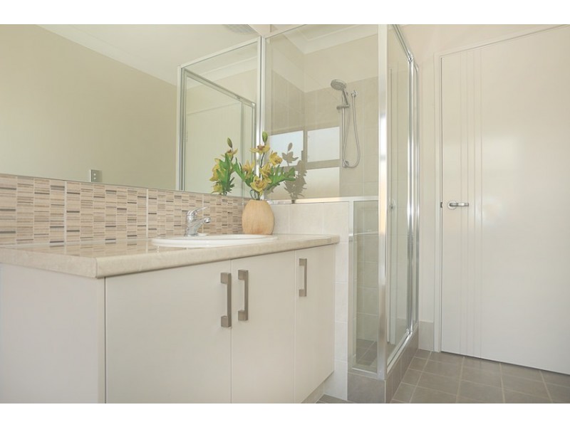 39 Solandri Turn, Halls Head WA 6210