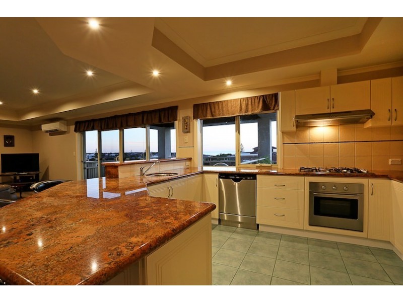 3 Rose Street, Halls Head WA 6210