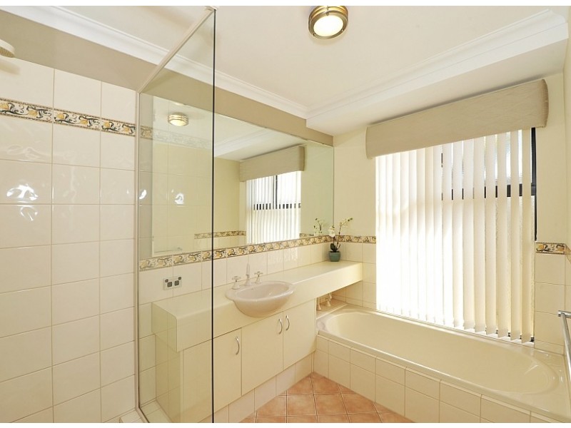 9 Lilly Pilly Lookout, Halls Head WA 6210