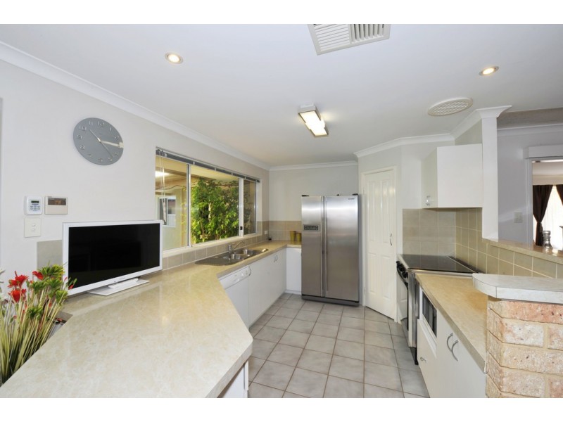 25 Success Street, Madora Bay WA 6210