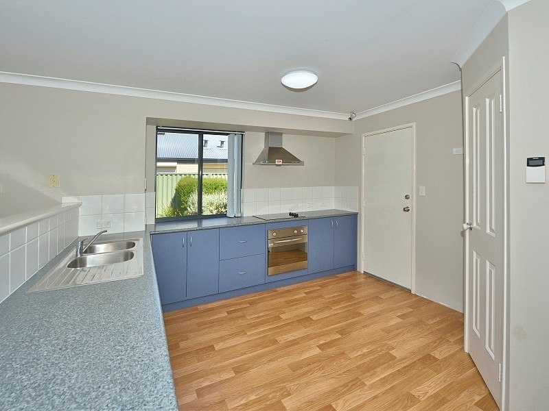 6 Jolly Rambler Boulevard, Ravenswood WA 6208