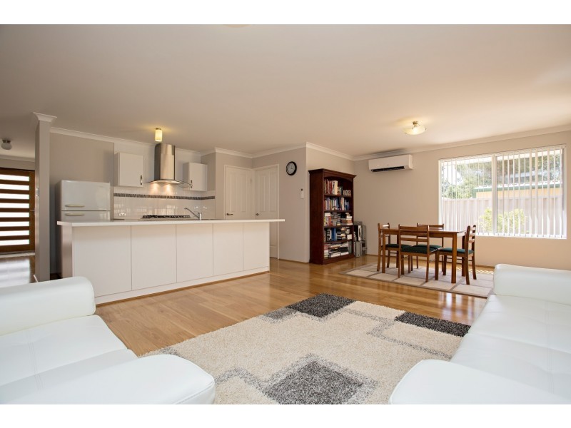 5 Nerrena Court, Greenfields WA 6210