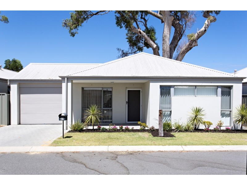 27 Elkridge Turn, Meadow Springs WA 6210