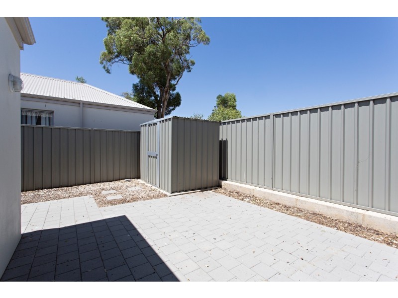 27 Elkridge Turn, Meadow Springs WA 6210