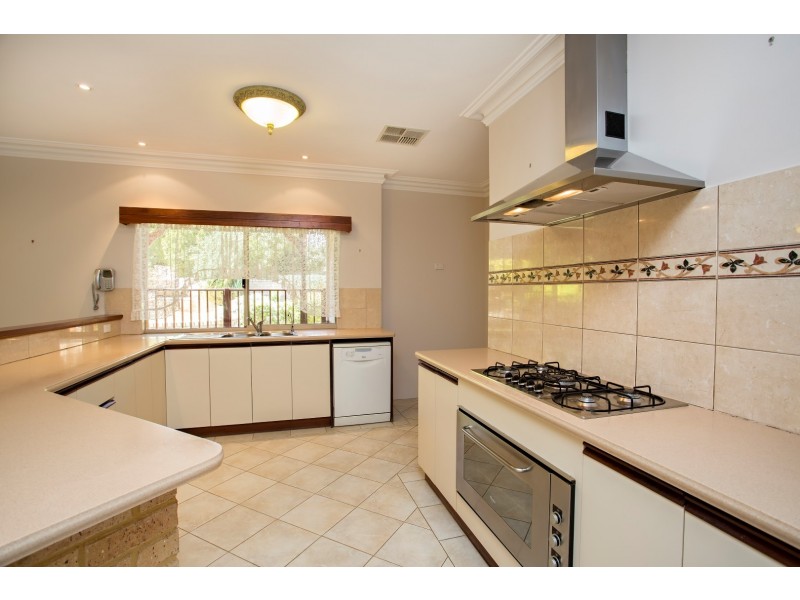 9 Gifford Rise, Meadow Springs WA 6210