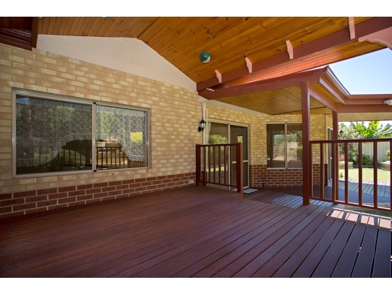 9 Gifford Rise, Meadow Springs WA 6210