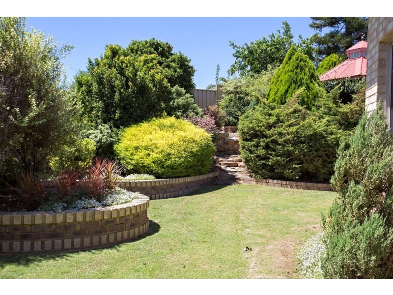 9 Gifford Rise, Meadow Springs WA 6210