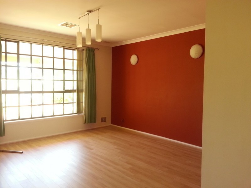 30 Leslie Street, Dudley Park WA 6210