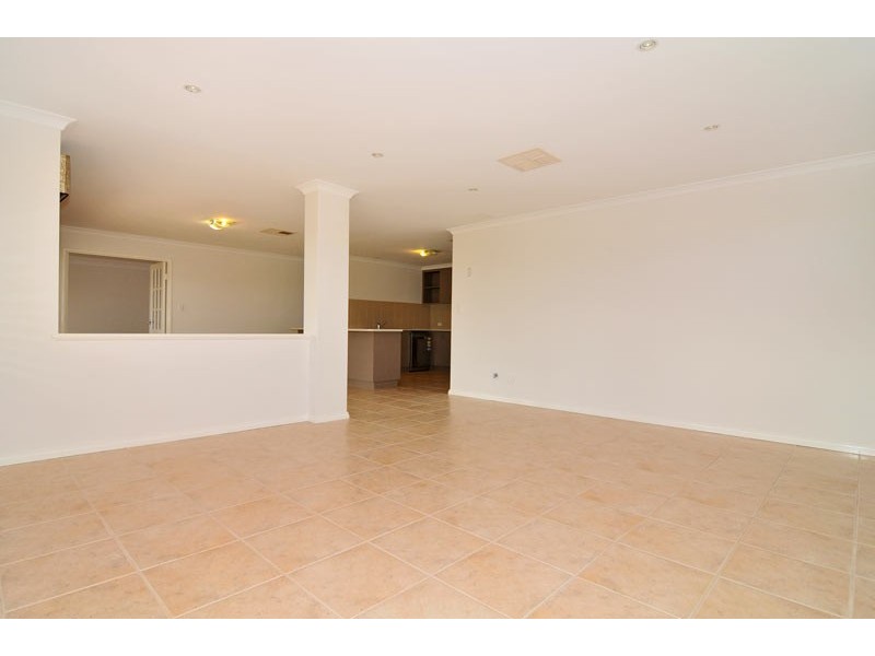 20 Prentice Way, Lakelands WA 6180