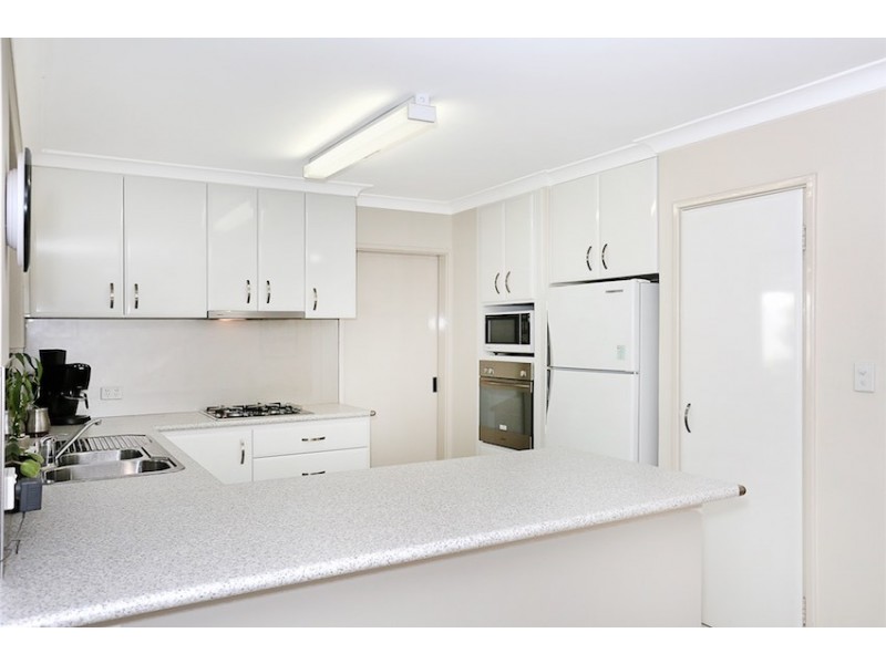 6 Tennyson Avenue, Halls Head WA 6210