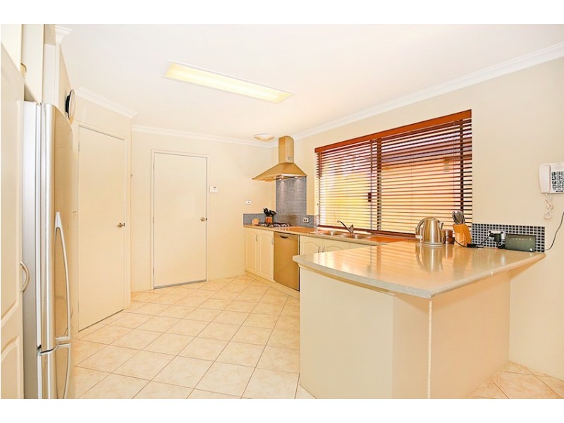 66 Buckingham Drive, Wannanup WA 6210