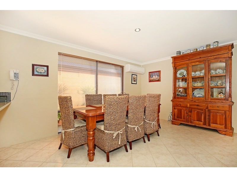 66 Buckingham Drive, Wannanup WA 6210