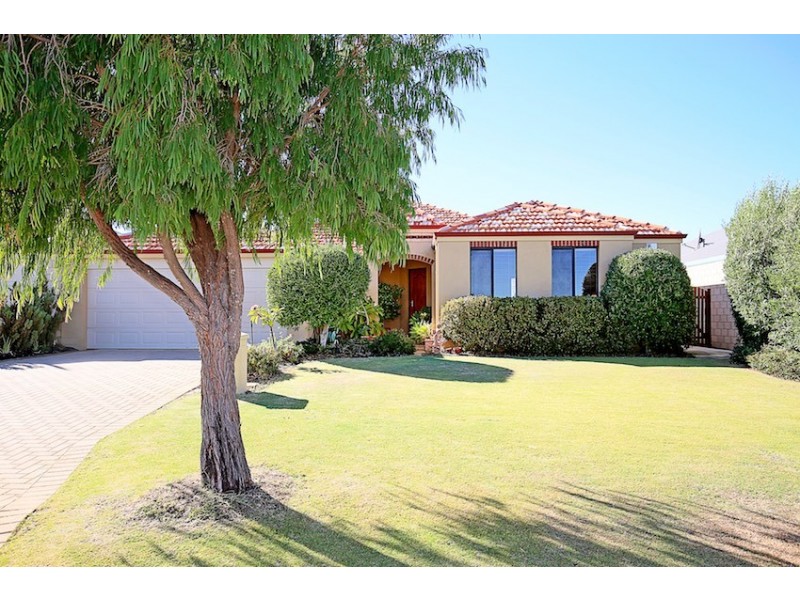 66 Buckingham Drive, Wannanup WA 6210