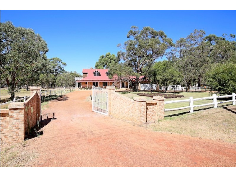 66 Red Road, Parklands WA 6180