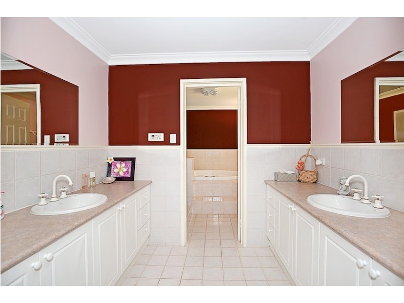 66 Red Road, Parklands WA 6180