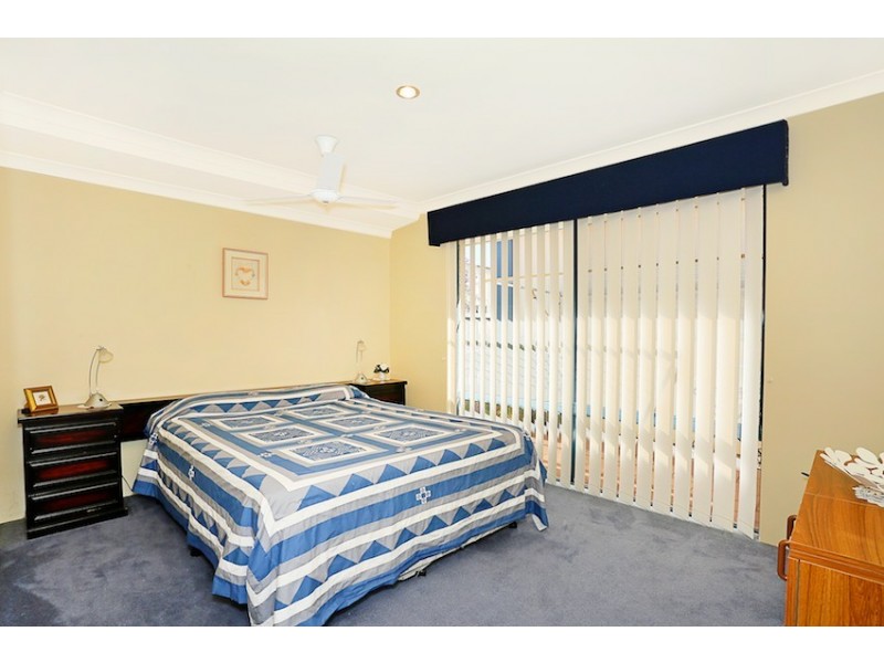 6 Discovery Cove, Halls Head WA 6210