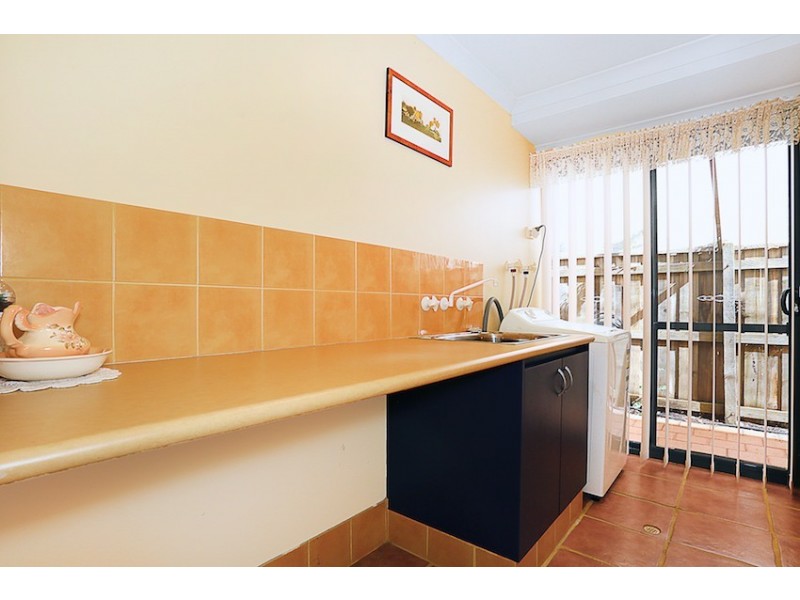 6 Discovery Cove, Halls Head WA 6210