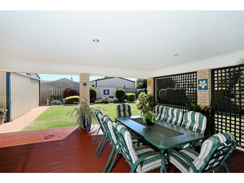 6 Discovery Cove, Halls Head WA 6210