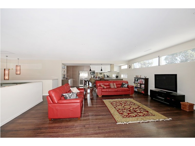 17 Whimbrel Crescent, Coodanup WA 6210