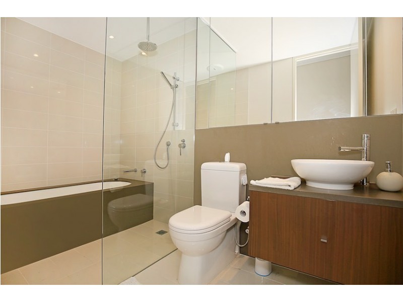 17 Whimbrel Crescent, Coodanup WA 6210