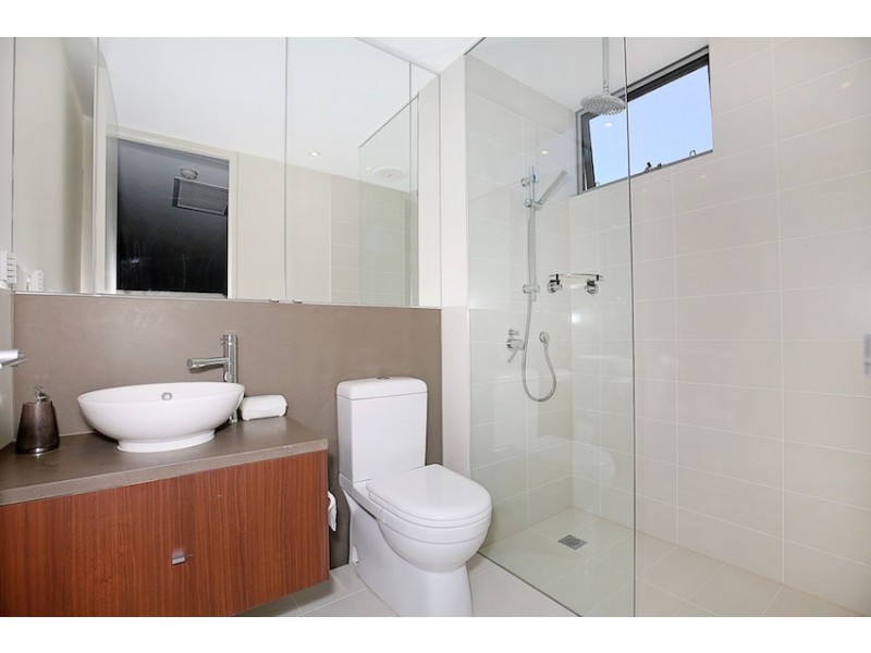 17 Whimbrel Crescent, Coodanup WA 6210