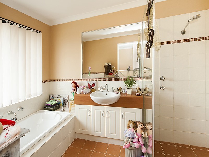 6 Bennett Brook Circle, Greenfields WA 6210