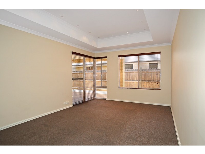 93 Hudson Drive, Dudley Park WA 6210