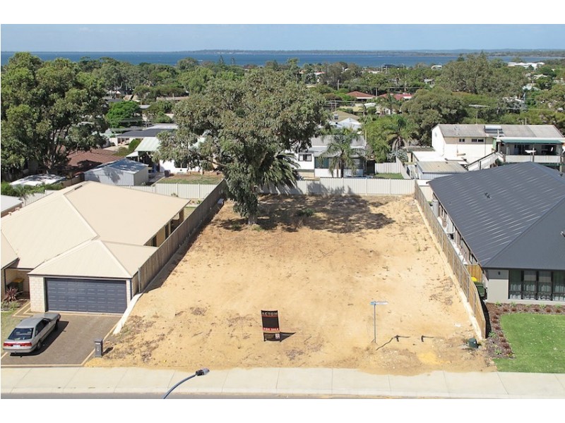 9 Solandri Turn, Halls Head WA 6210