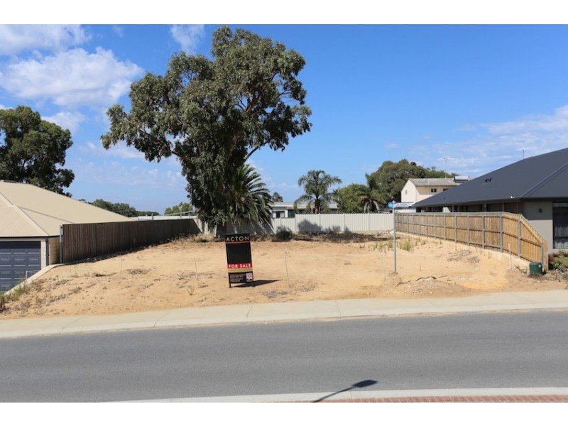 9 Solandri Turn, Halls Head WA 6210