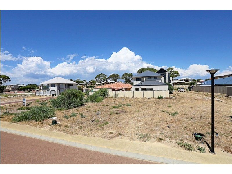 27/68 Hickman Road, Silver Sands WA 6210