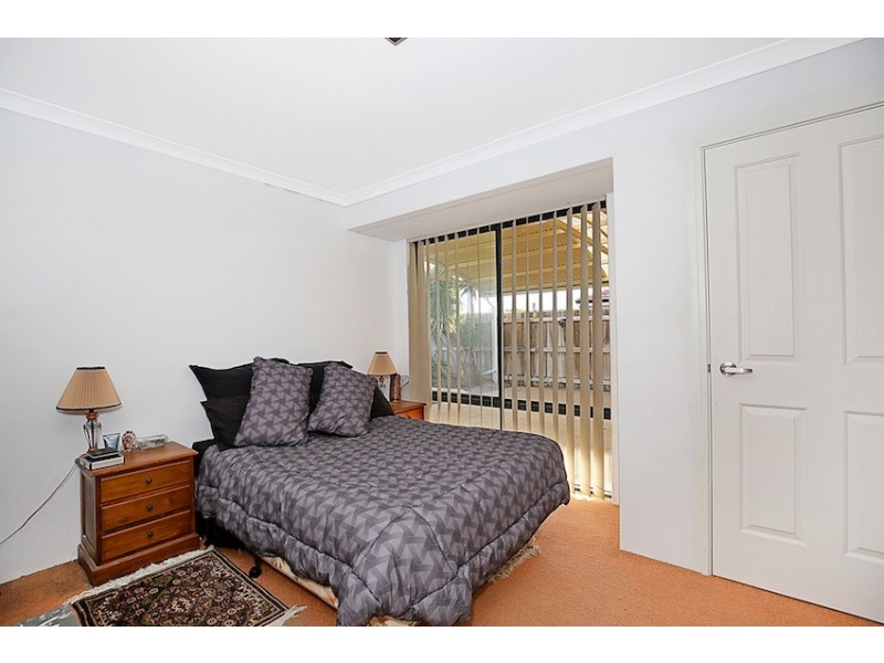 215 Peelwood Parade, Halls Head WA 6210