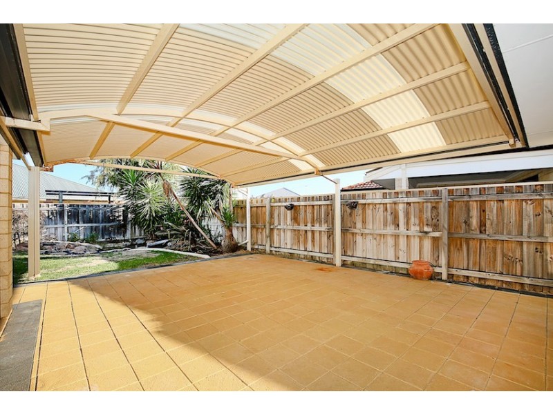 215 Peelwood Parade, Halls Head WA 6210