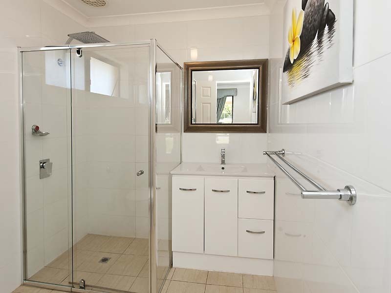 4 Talia Place, Dudley Park WA 6210