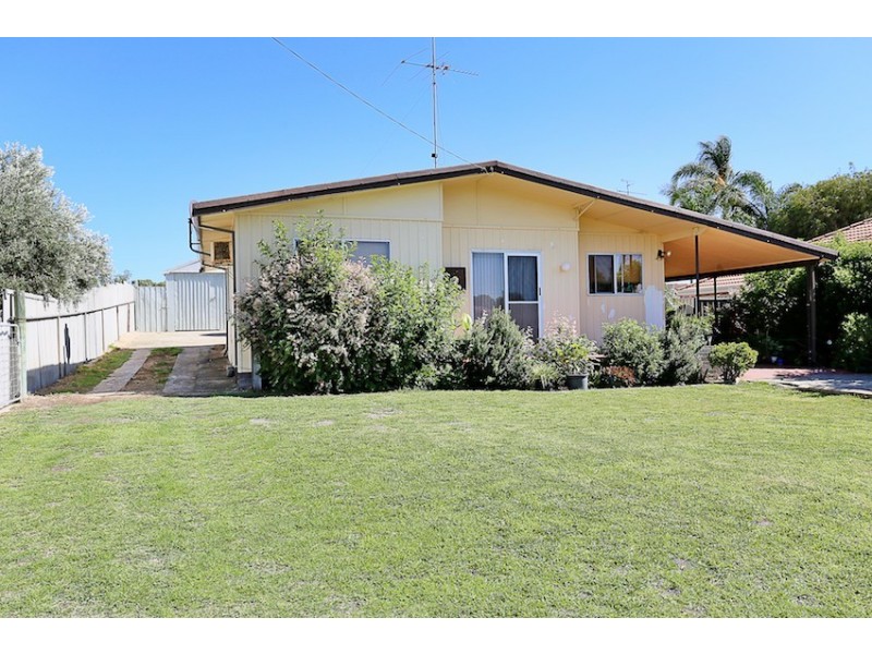 16 Wannyne Street, Mandurah WA 6210