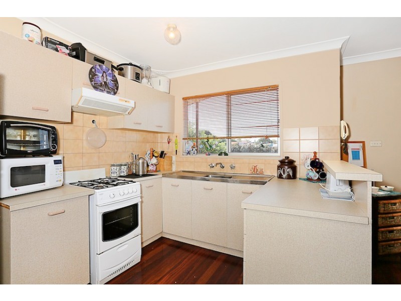 16 Wannyne Street, Mandurah WA 6210