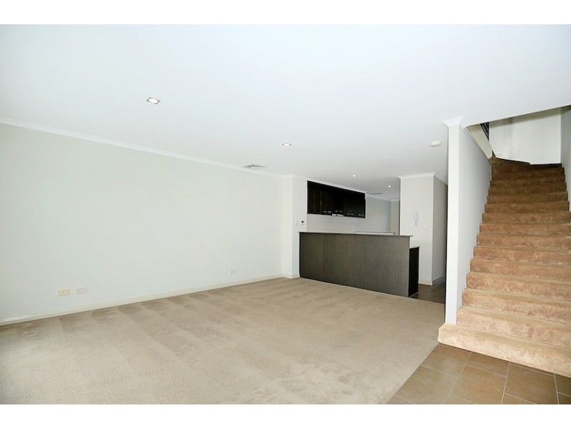 30/5 Bower Drive, Erskine WA 6210