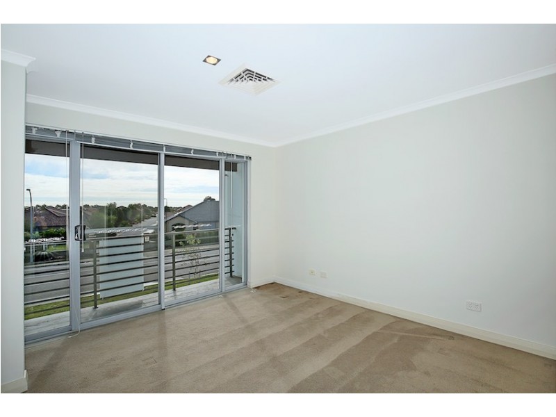 30/5 Bower Drive, Erskine WA 6210