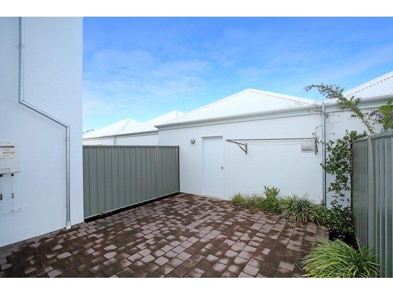 30/5 Bower Drive, Erskine WA 6210