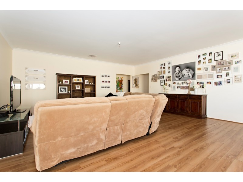 3 Kondinin Way, Dawesville WA 6211