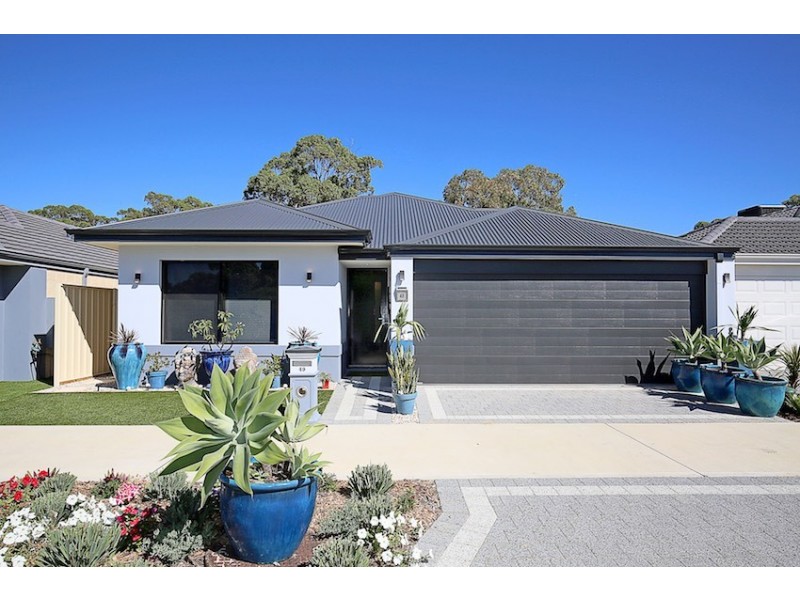 49 Warburton Trail, Lakelands WA 6180