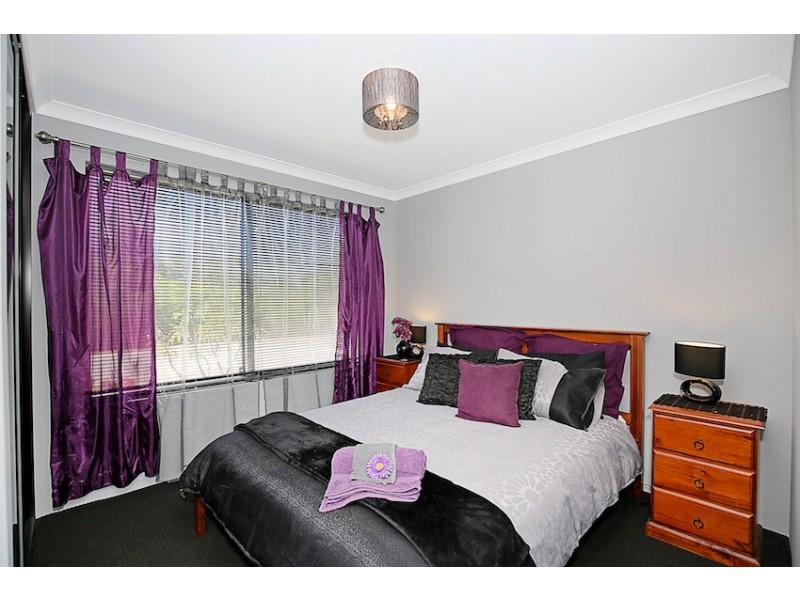 49 Warburton Trail, Lakelands WA 6180