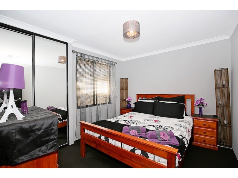 49 Warburton Trail, Lakelands WA 6180