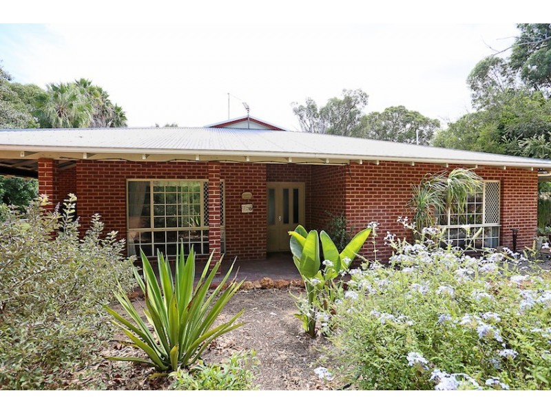 79 Tuart Grove Avenue, Lake Clifton WA 6215