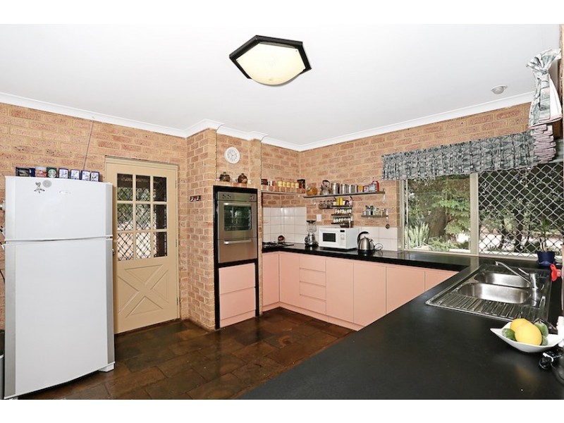 79 Tuart Grove Avenue, Lake Clifton WA 6215