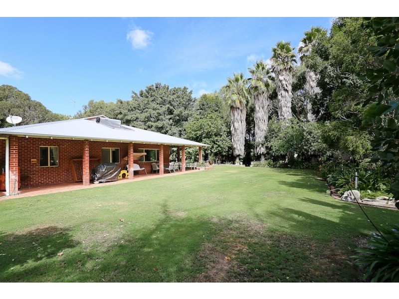 79 Tuart Grove Avenue, Lake Clifton WA 6215