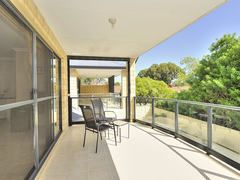 10/15 Peel Street, Mandurah WA 6210