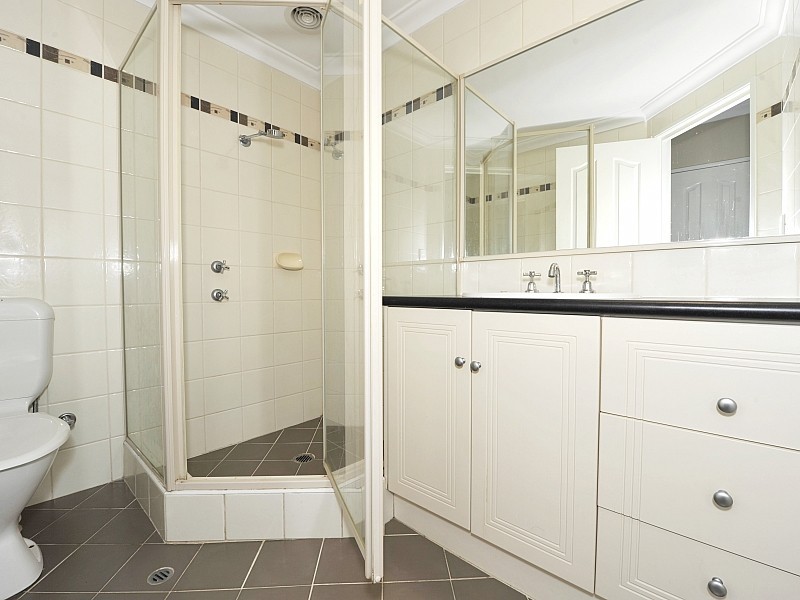 10/15 Peel Street, Mandurah WA 6210