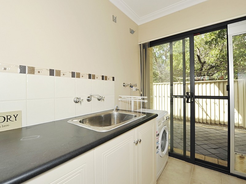 10/15 Peel Street, Mandurah WA 6210