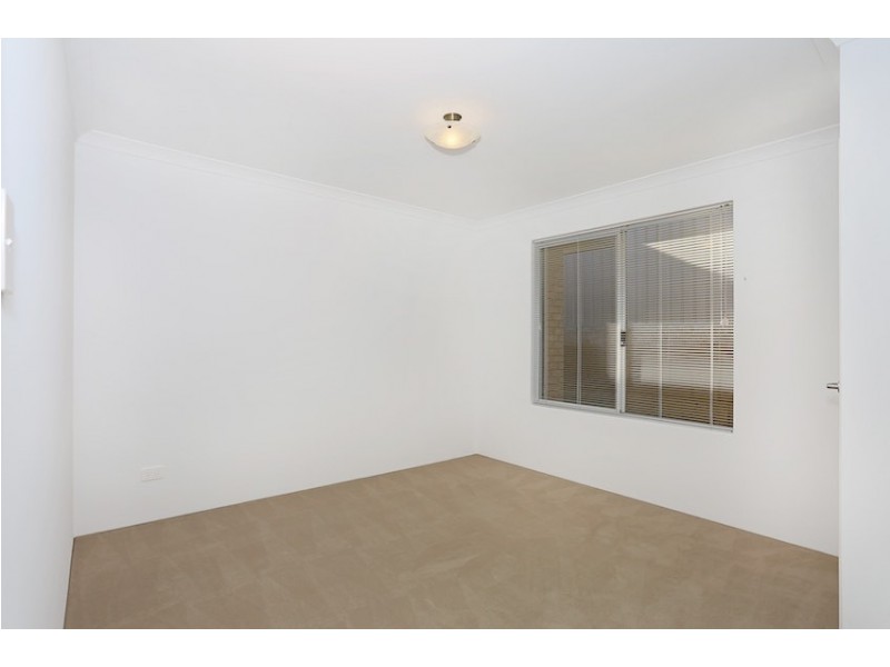 25 Longmeadow Vista, Meadow Springs WA 6210