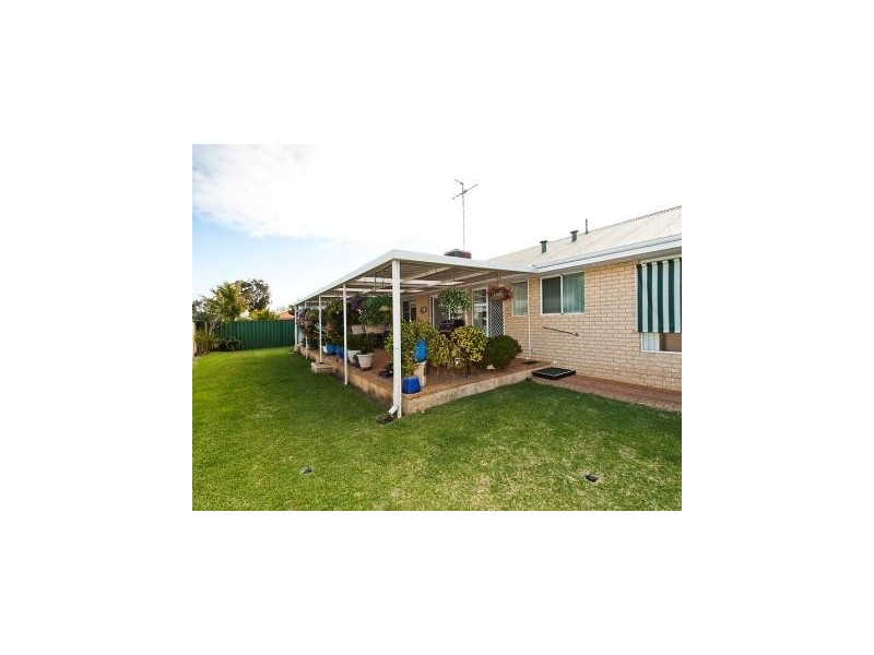 10 Oakleigh Drive, Erskine WA 6210